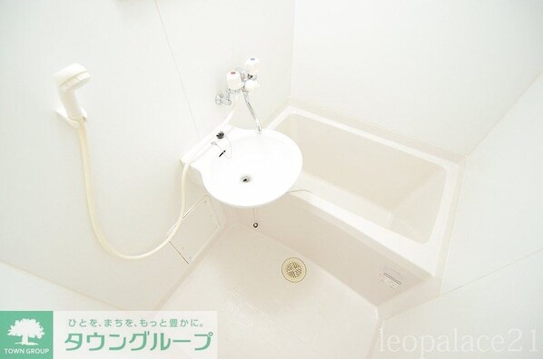 レオパレスルミエール テラオの物件内観写真